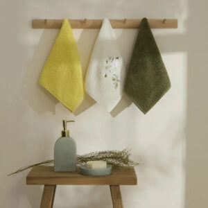 Daisy 3-Piece Embroidered Hand Towel Set